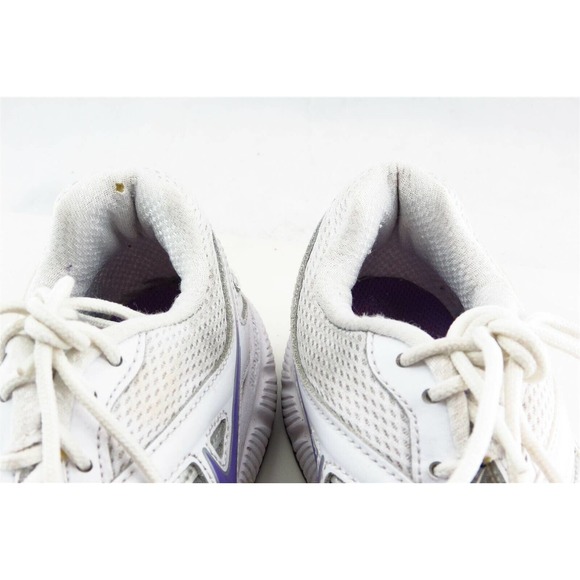Nike Women Sz 7 M White‎ Lace Up Running Synthetic Shoe - Picture 3 of 8